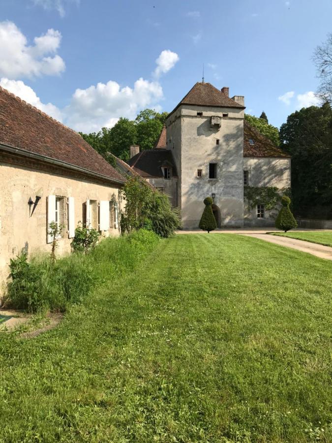 Bed and Breakfast Chateau De Vesset Treteau Экстерьер фото