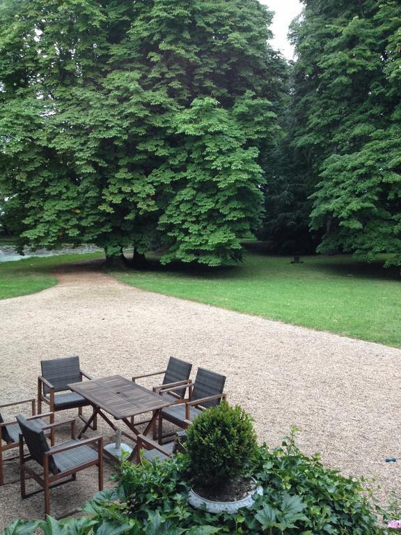 Chateau De Vesset Treteau Экстерьер фото